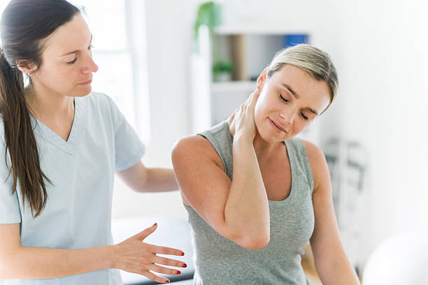 Neck Pain Causes and Physiotherapy Treatment